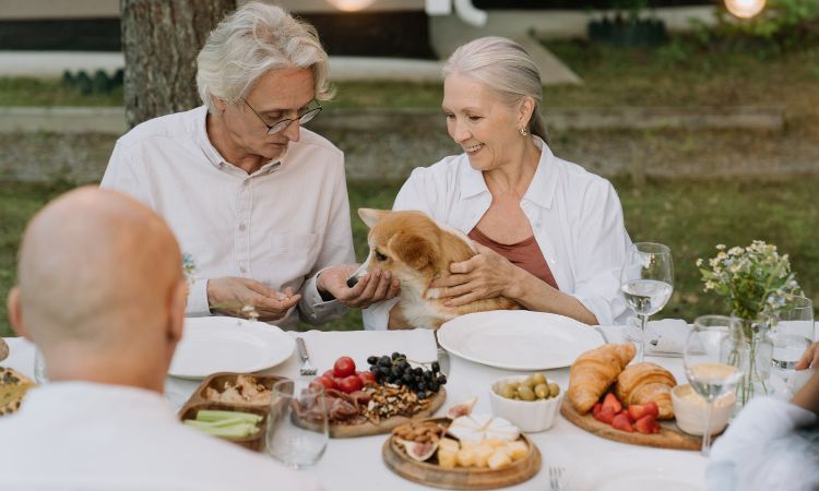 Consejos de alimentación saludable para personas mayores