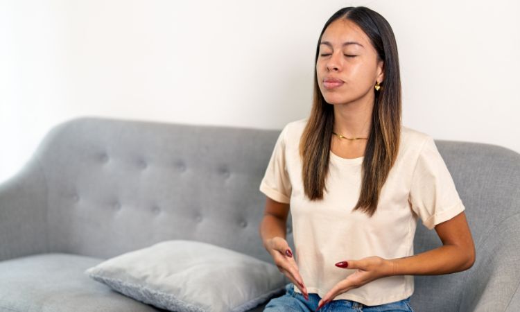 Aprende a mejorar tu autocontrol emocional con estos consejos. Descubre qué es, por qué se pierde y cómo desarrollarlo.